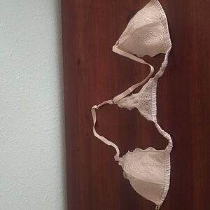 Elegant Lace Triangle Bra in Cream